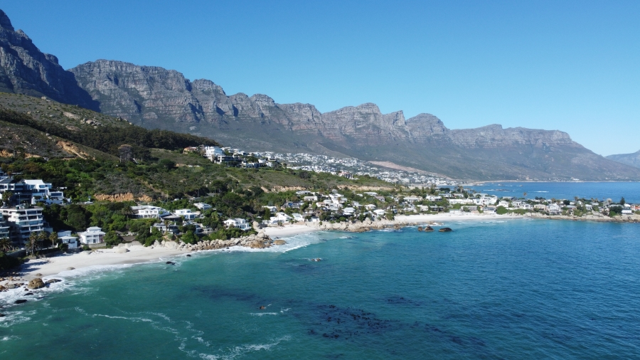 2 Bedroom Property for Sale in Clifton Western Cape